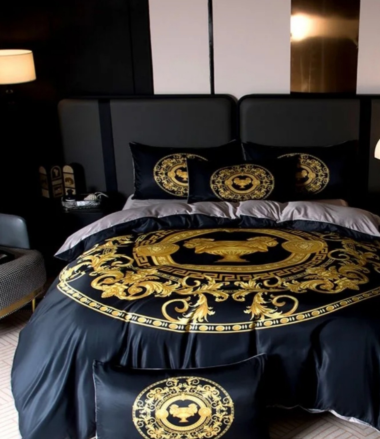 Black & Gold 4-piece bedding set